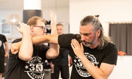 Dübendorf News, Karate, Krav Maga, Selbstverteidigung, Aroha, Fitness, Disziplin, Respekt, Lebensschule, Verteidigung, Kämpfen, Dübendorf Karate, Kinder Karate, Kindergarten Kinder, Jugendliche, Erwachsenen Karate, Lebensschule, Lifeskills, Kampfsport, Karate Training, Selbstverteidigung, Krav Maga, Zürich, Dübendorf, Fällanden, Uster, Wallisellen, Dietlikon, Selbstschutz, Karate, Kung Fu, Judo, Erwachsenen Selbstverteidigung, 8600, 8001, 8117, 8606, Volketswil, Kampfkunst, Kampfsport, 8304, 8605, Krav Maga 360, Bruce Lee, Chuck Norris, Mobbing, Stop Mobbing, Kindergeburtstag, Kampfkunst Party, Aroha, Fitness, QiGong, Qi-Gong, Taichi, Arnis, MMA, JuJitsu, Brasilien JuJitsu, Ferien Camps, Shitoryu, Shukokai, Shitokai, Gojuryu, Shotokan, Wadoryu, Kyusho, Kyusho Jitsu, Dillman, Paul Bowman, Pressure Points, Basel, Solothurn, Bern, Schweiz, Switzerland, Wild Goose Qigong, Dayan, Mixed Martial Arts, Probestunde, Trial Lesson